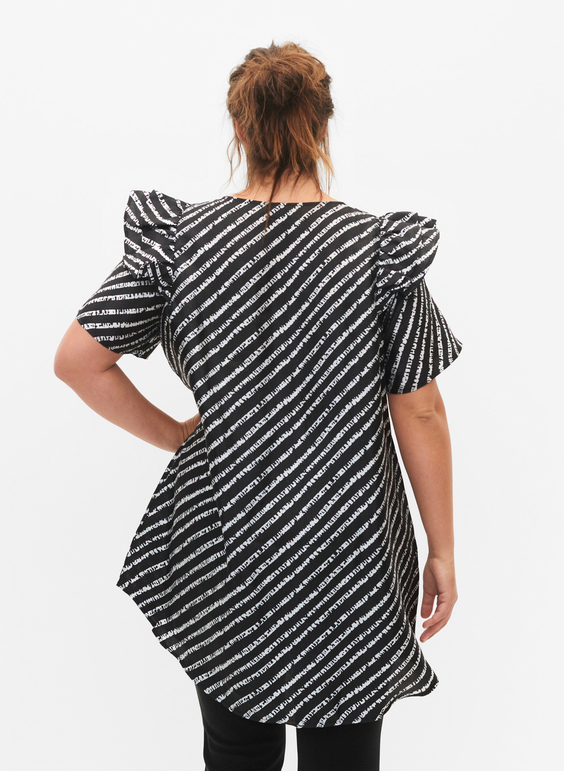 Zizzifashion Striped tunic with frills, Black/White Stripes, Model image number 1