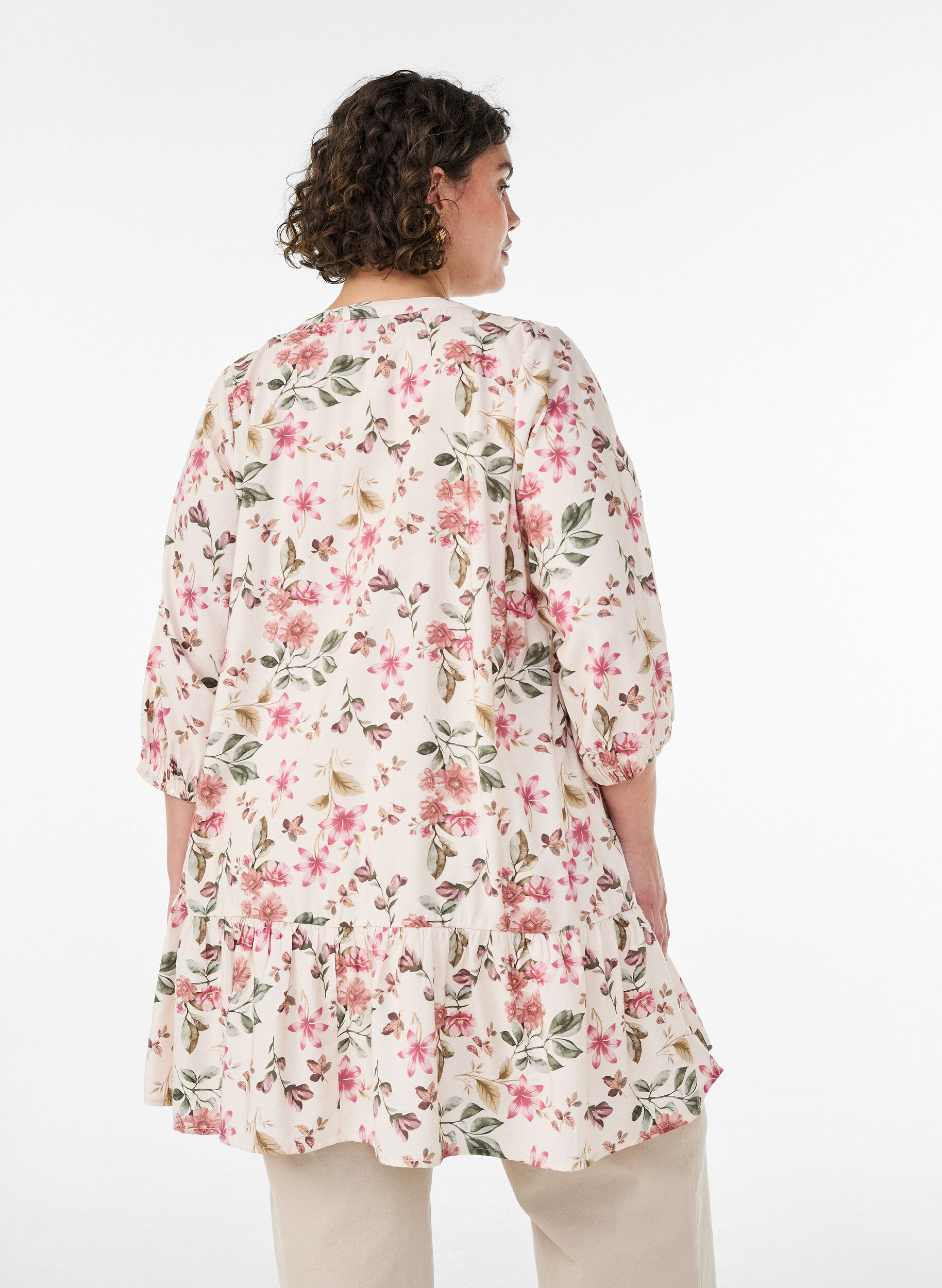 ZizzifashionA-line tunic in viscose with 3/4 sleeves, Vanilla, Model image number 2