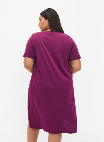 Short-sleeved nightgown in organic cotton, Dark Purple Relax, Model image number 1