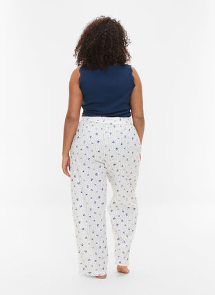 Floral pyjama bottoms in cotton, Snow White AOP, Model image number 1