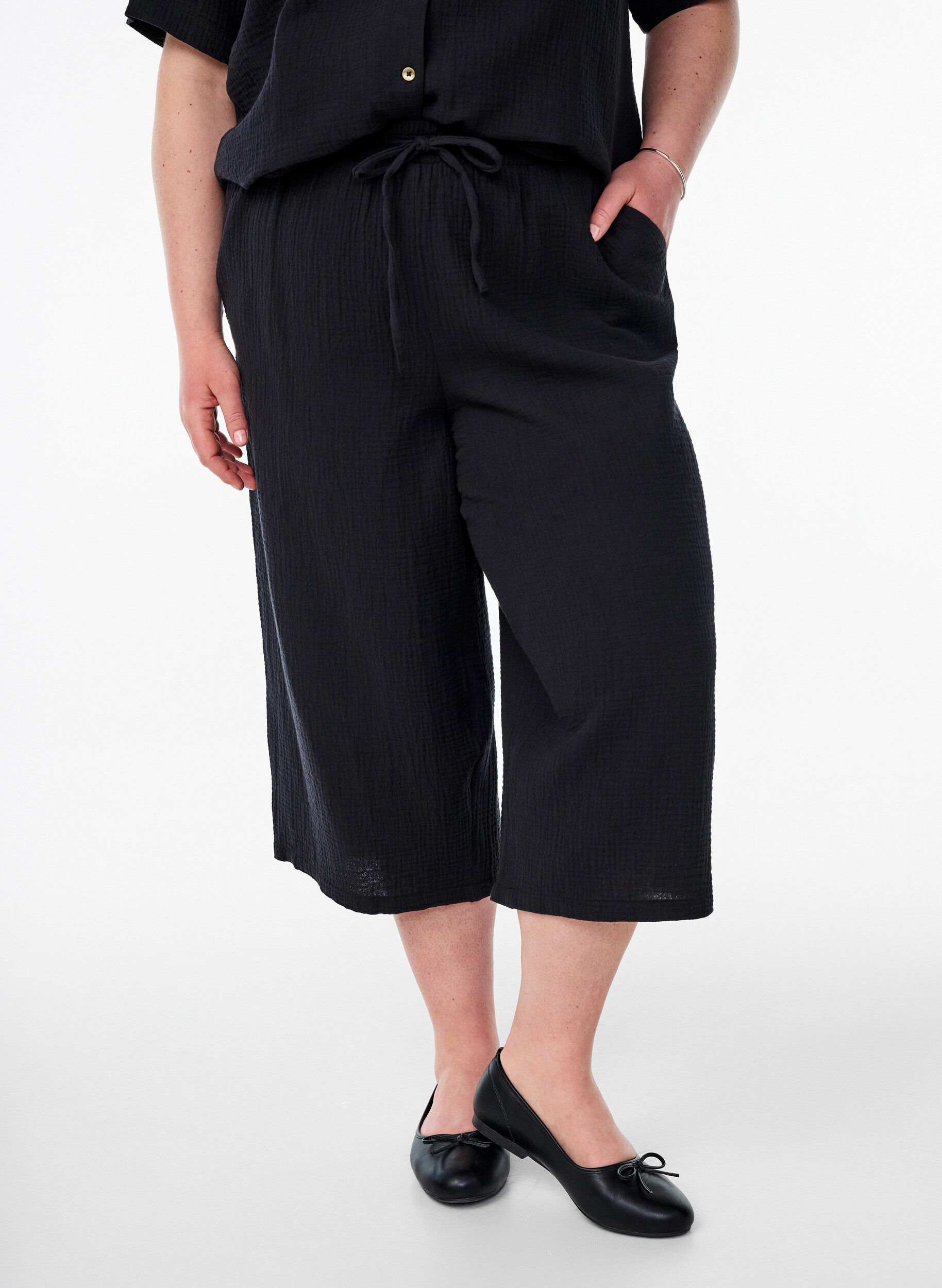 ZizzifashionCulotte trousers with a high waist, Black, Model image number 2