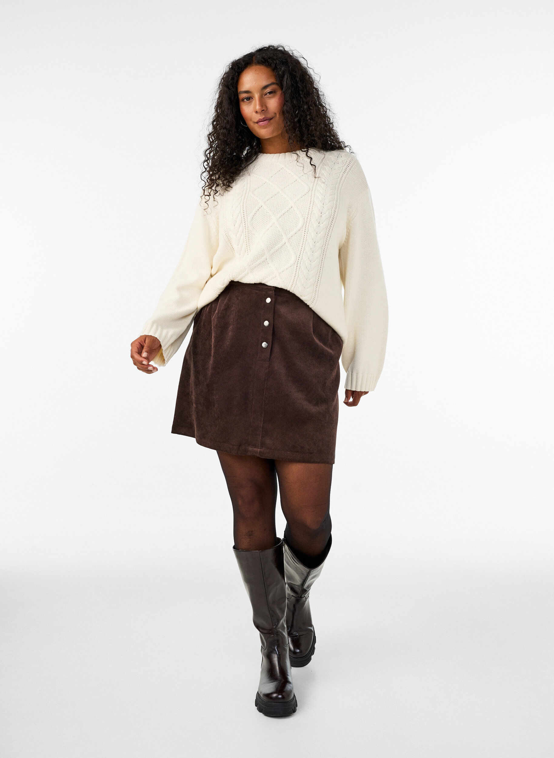 ZizzifashionShort corduroy skirt with press studs, Brown, Model image number 1