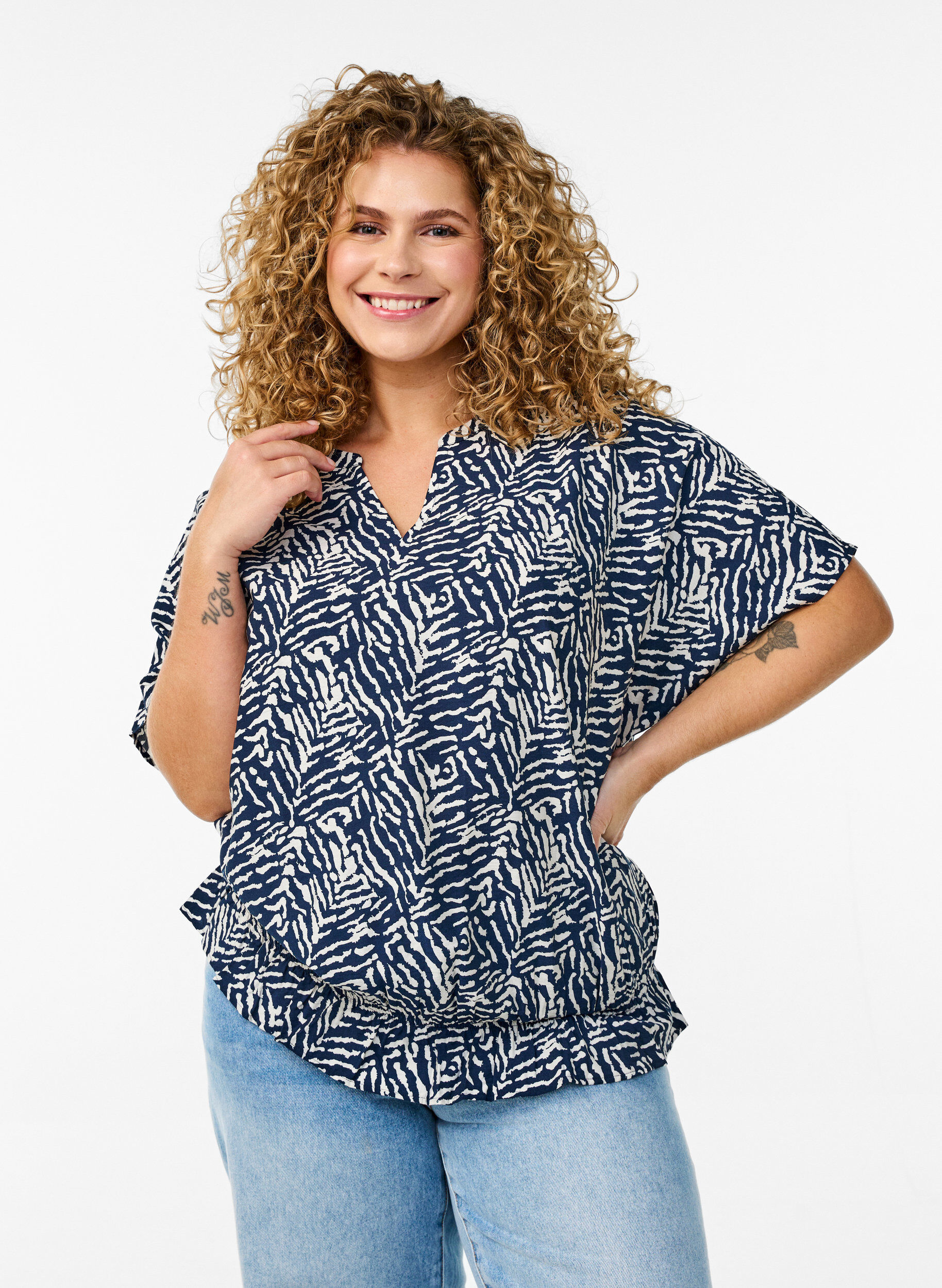 Zizzifashion Blouse with short sleeves and a ruffled hem, Blue, Model image number 0
