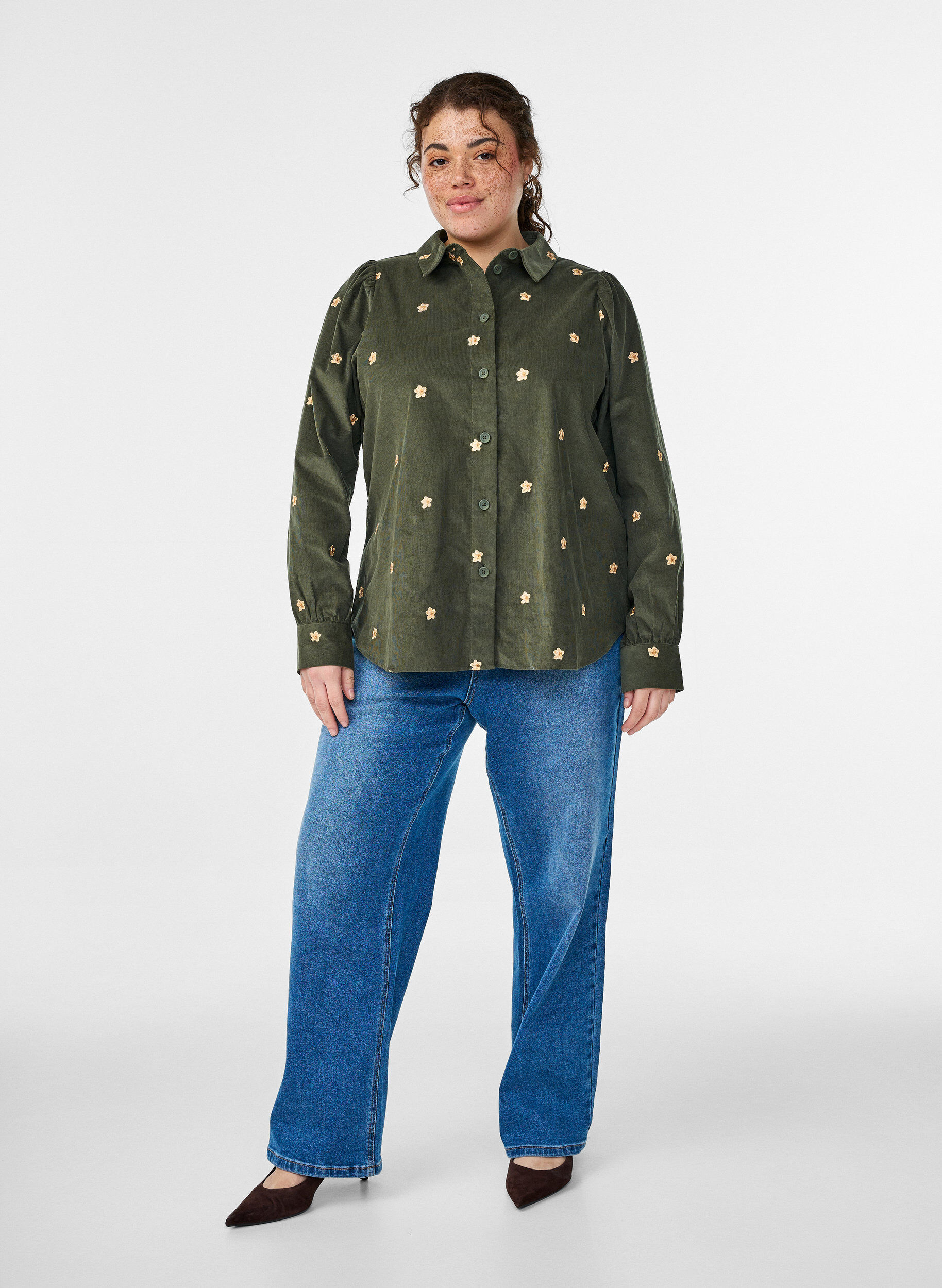 Zizzifashion Corduroy shirt with embroidered flowers, Green, Model image number 1