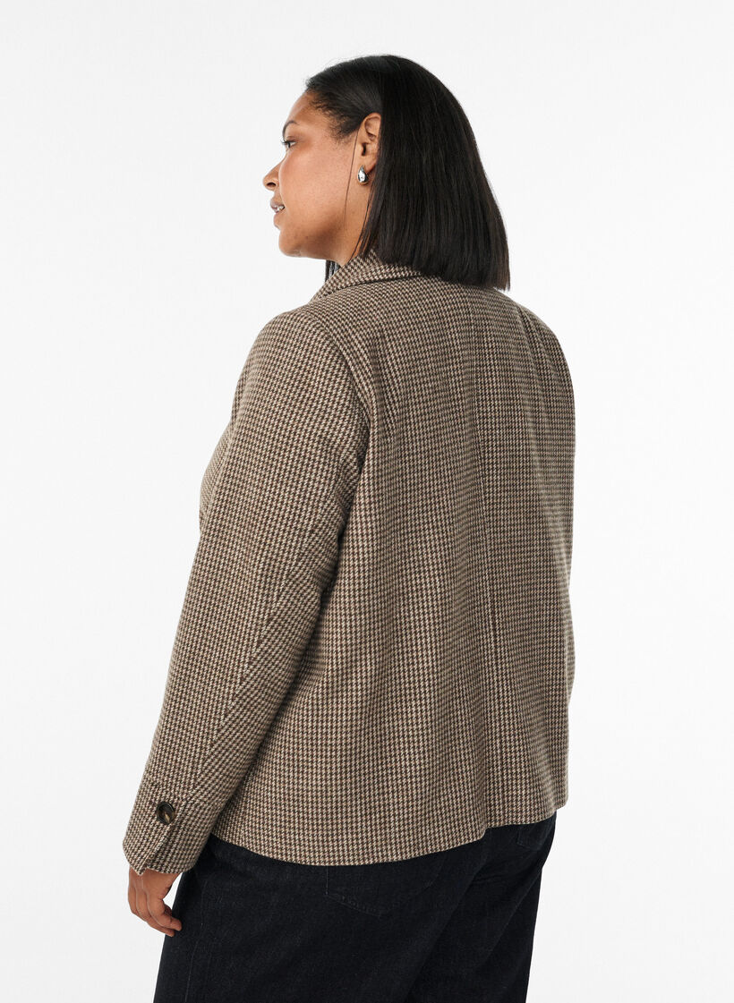 Short double-breasted blazer, Brown, Model image number 2