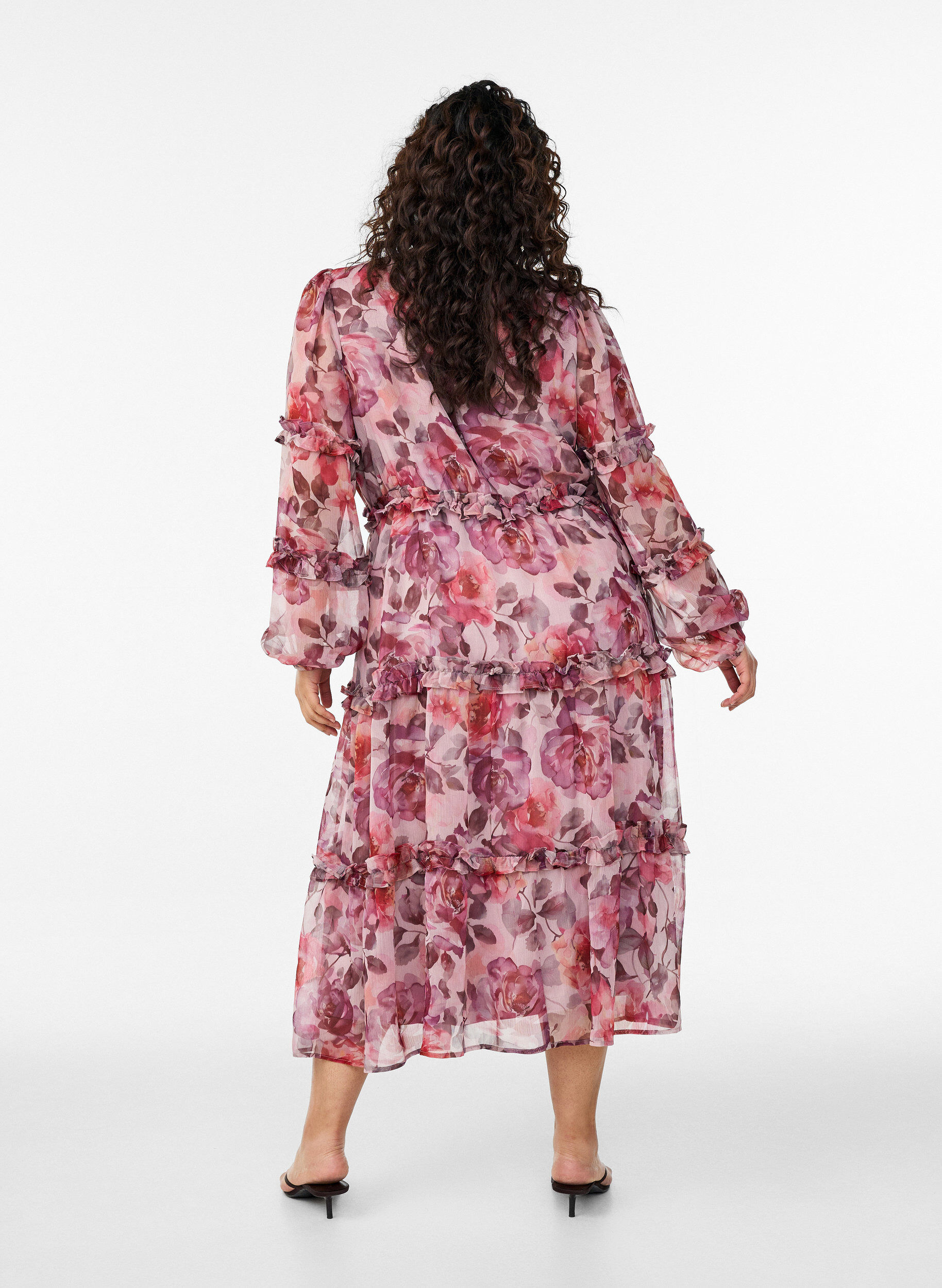 Zizzifashion Floral midi dress with ruffle details and sheer sleeves, Rose, Model image number 1