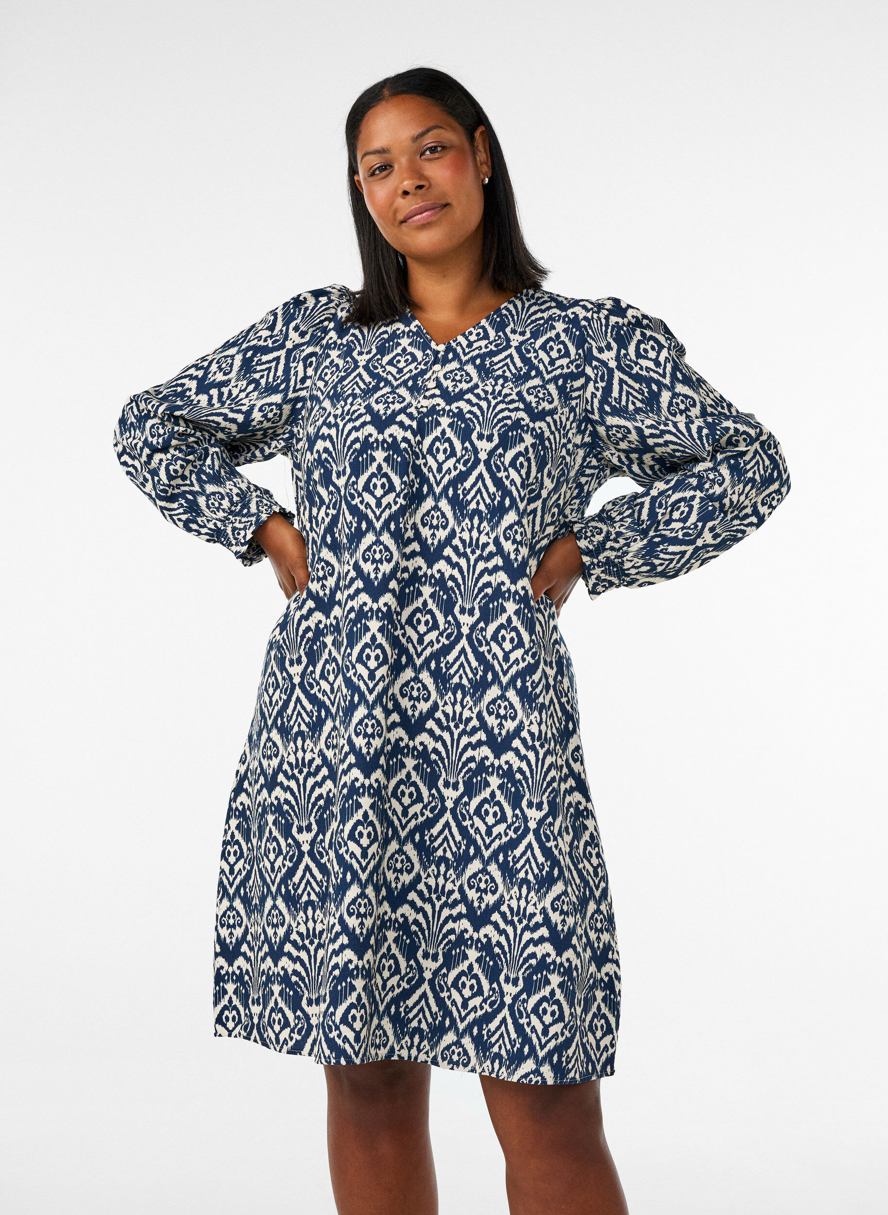 ZizzifashionPatterned viscose dress with long sleeves, Blue, Model image number 0