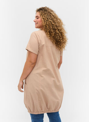 Short sleeve cotton dress, Light Taupe, Model image number 1