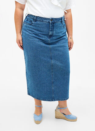 Midi-length denim skirt with back slit, Denim Blue, Model image number 2
