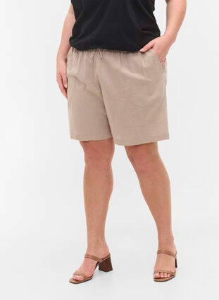 Loose shorts in cotton blend with linen, Simply Taupe, Model image number 2