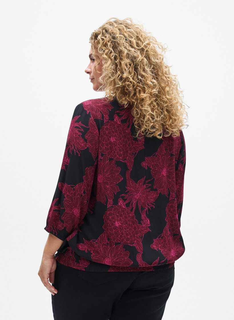 Viscose blouse with flower print and smocking, Dark Bordeaux, Model image number 2