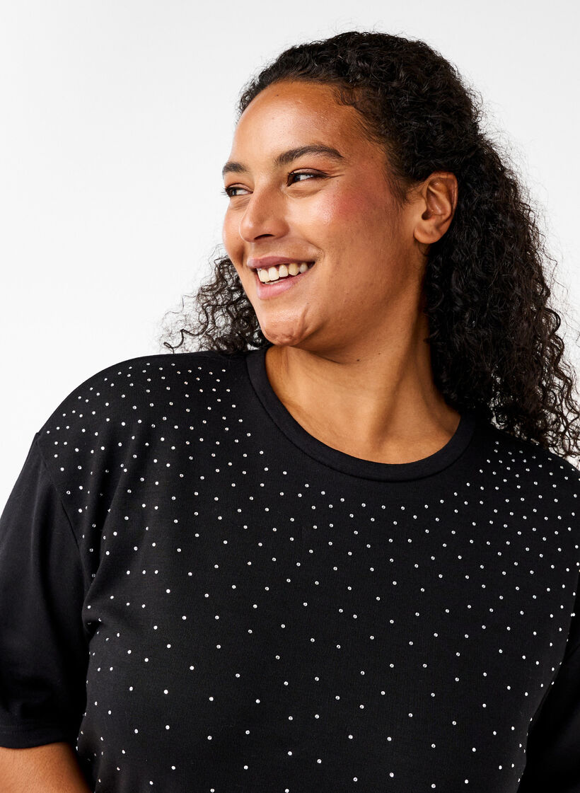 T-shirt with rhinestones and round neck, Black, Model image number 3