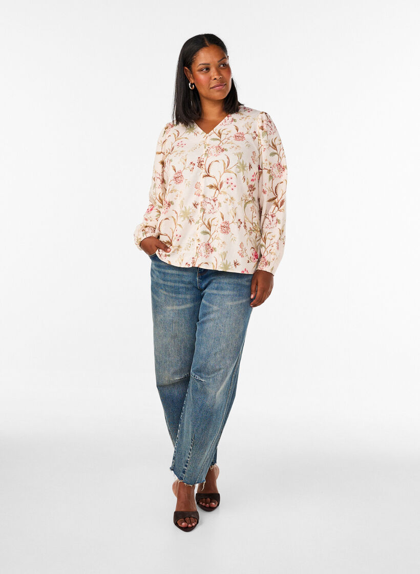 Floral blouse in linen and viscose with long sleeves, Vanilla, Model image number 1