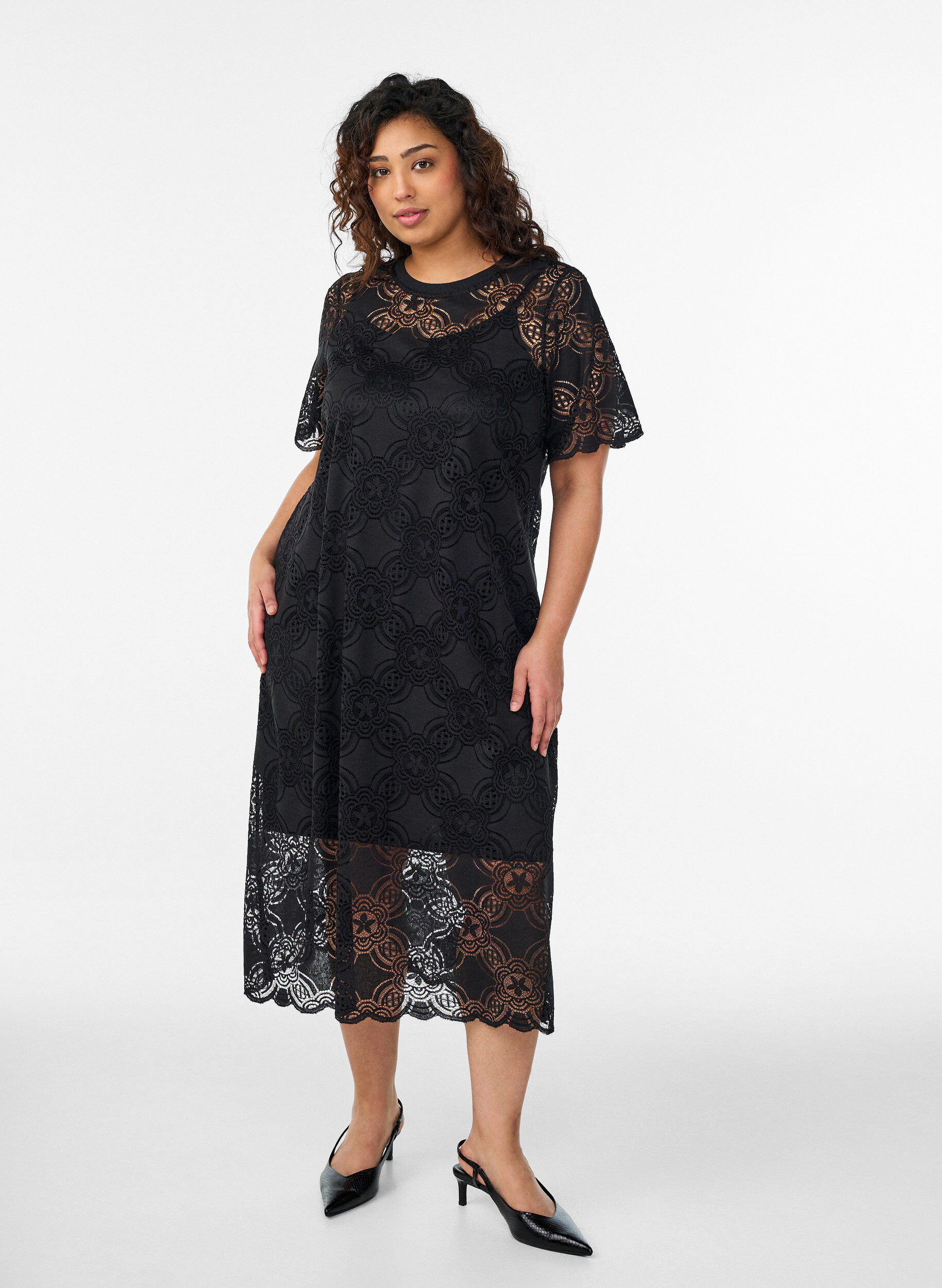 Zizzifashion Lace midi dress with 1/2 sleeves, Black, Model image number 0