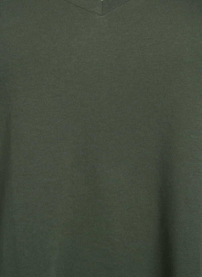 Short-sleeved t-shirt with v-neck, Green, Packshot image number 2