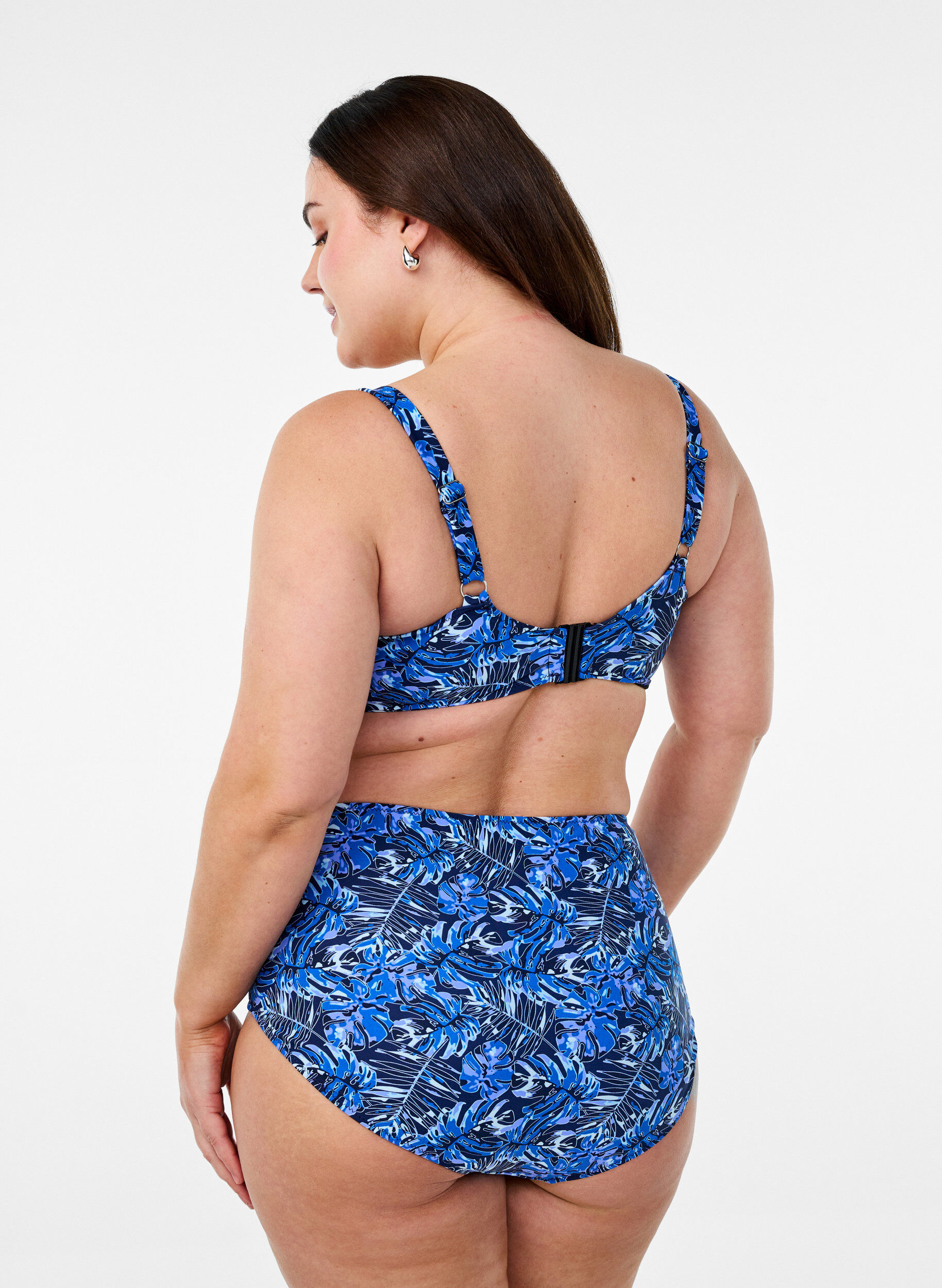ZizzifashionBikini top with underwire and pattern, Blue, Model image number 2