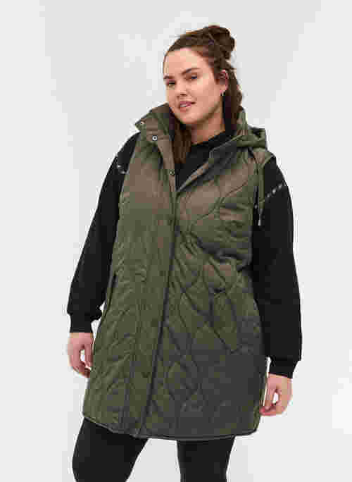 Hooded vest with pockets