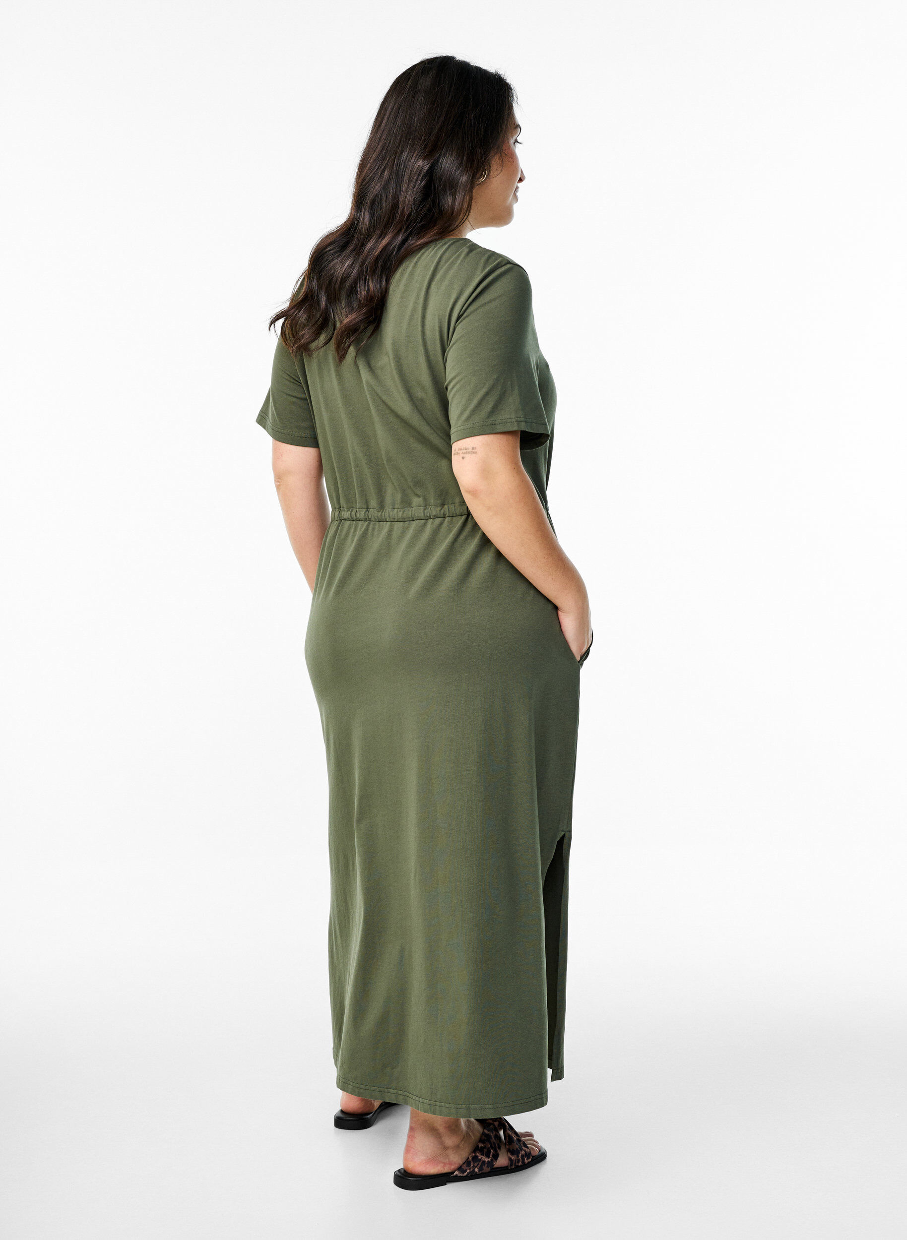 Zizzifashion Midi dress in cotton with short sleeves, Green, Model image number 1