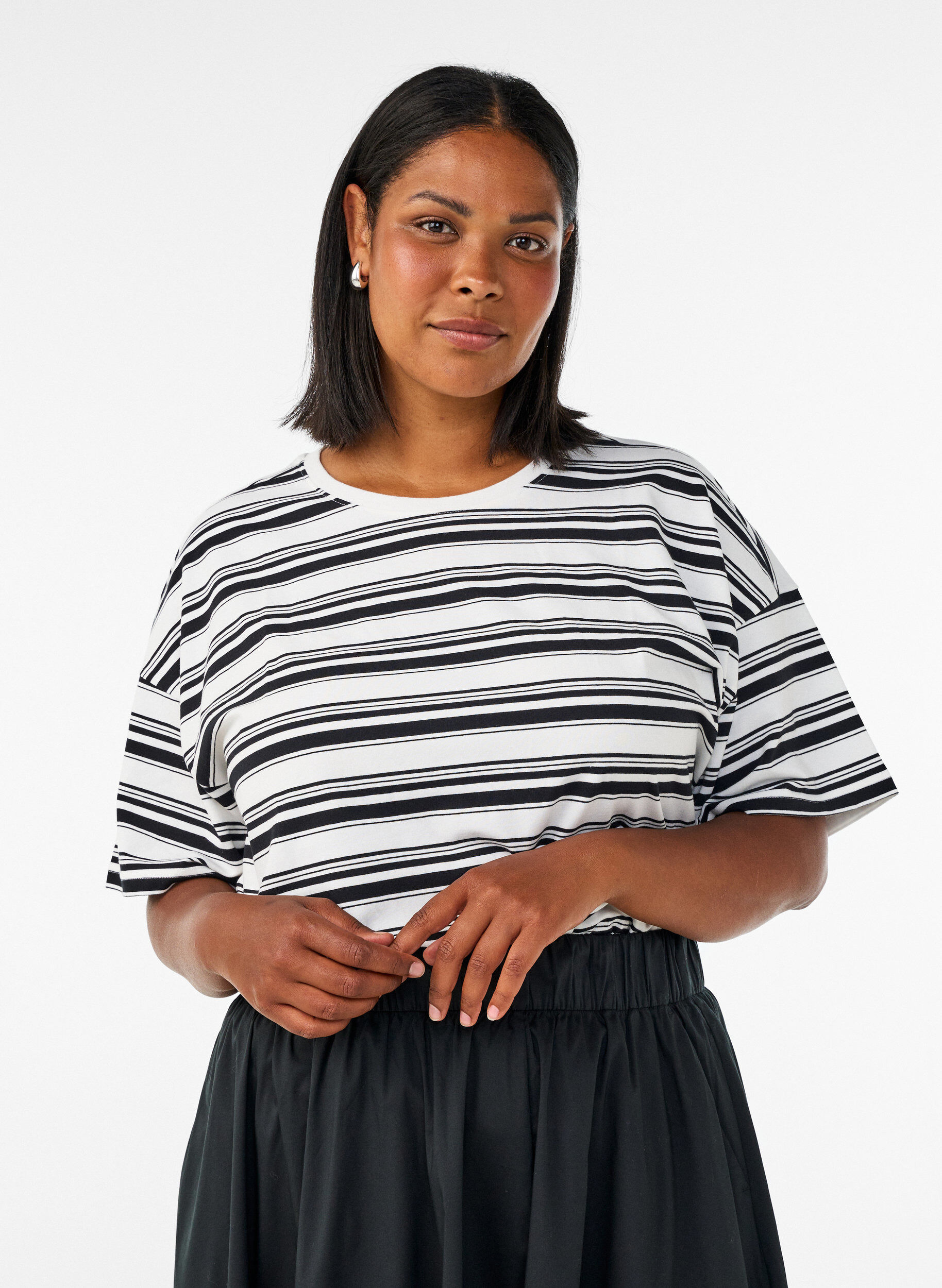 ZizzifashionBoxy T-shirt with striped pattern, Black, Model image number 0