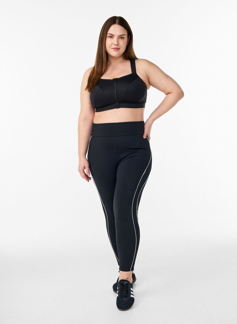 Sports bra with a front closure and high support, Black, Model