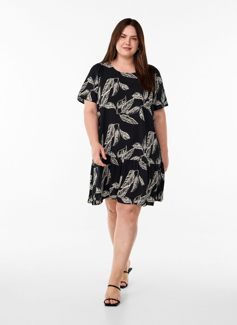 Dress in viscose with cutline, Black, Model image number 1