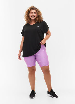 Workout shorts with print, A.Violet w. Text, Model image number 2