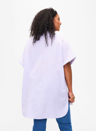 Striped shirt with chest pockets, White/LavenderStripe, Model image number 1