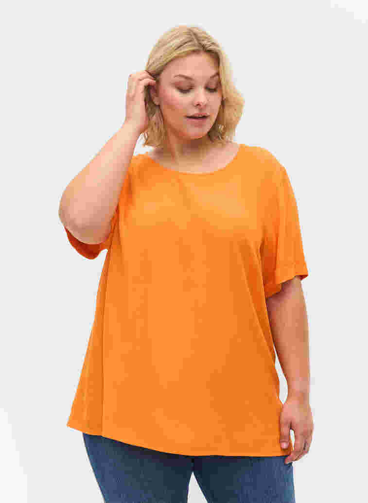 Short-sleeved viscose blouse, Orange Peel, Model