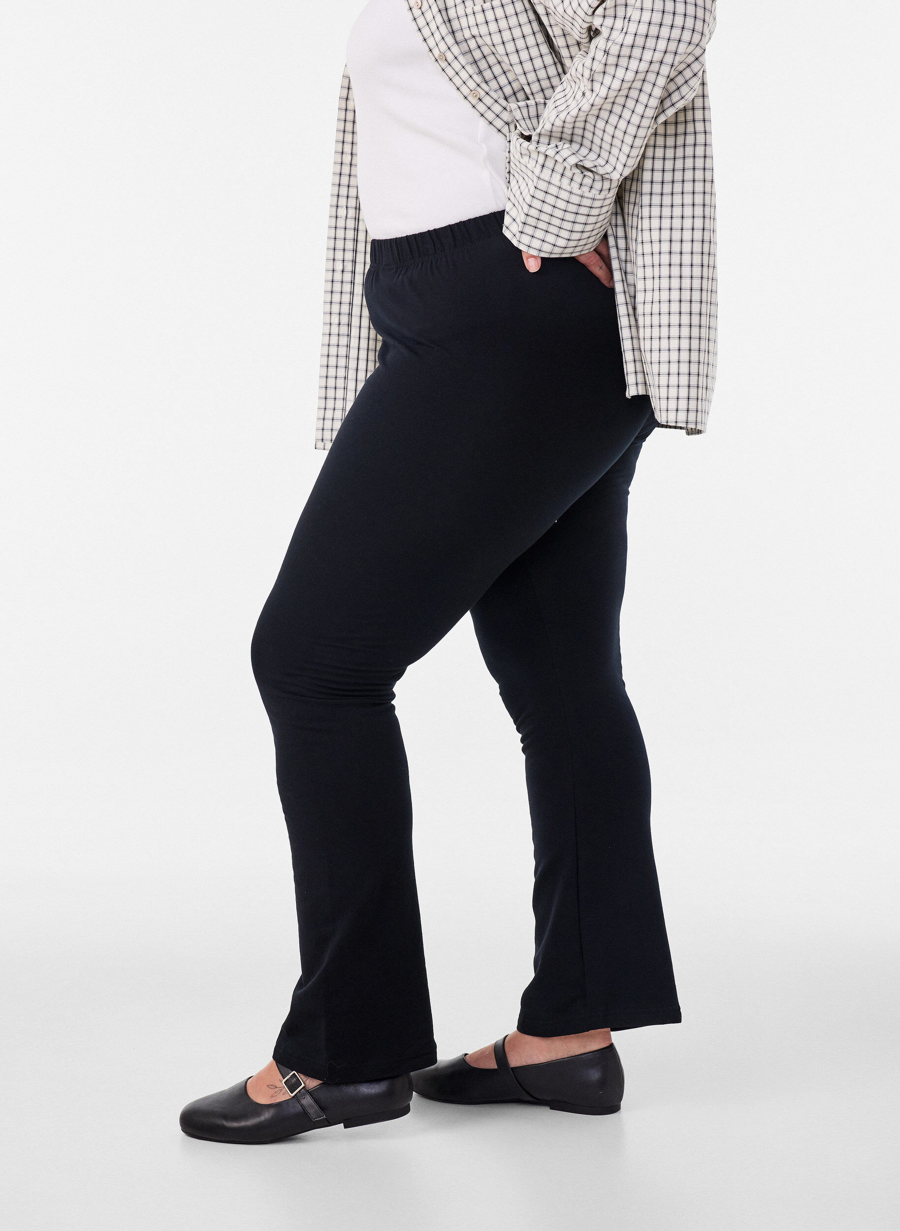 ZizzifashionFlared jersey trousers, Black, Model image number 3