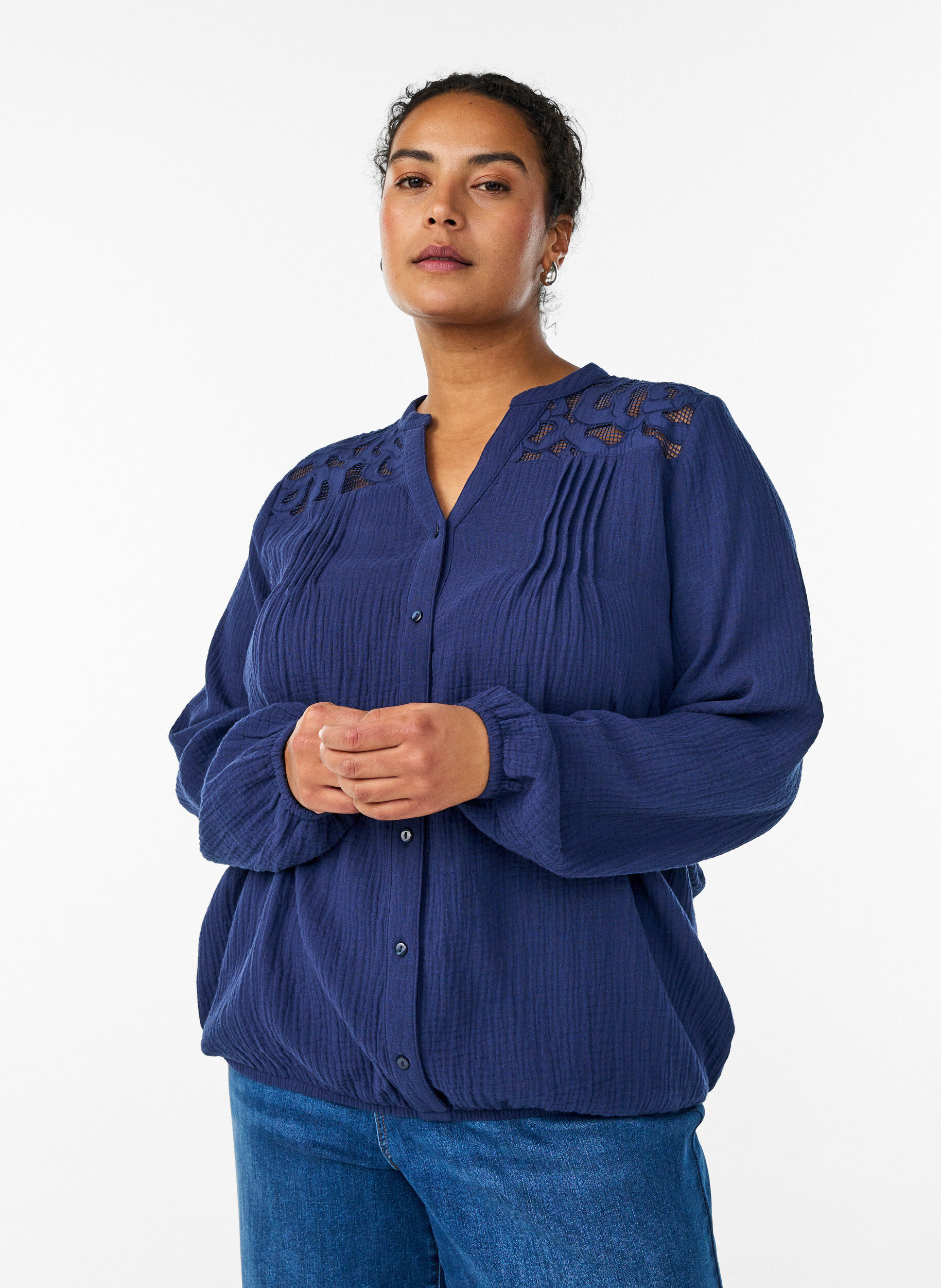 Zizzifashion Cotton muslin blouse with embroidered details, Blue, Model image number 0