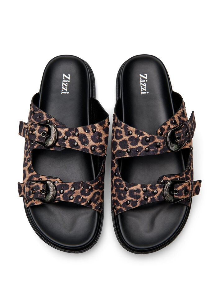 Wide fit - Sandal with studs, Brown, Packshot image number 2