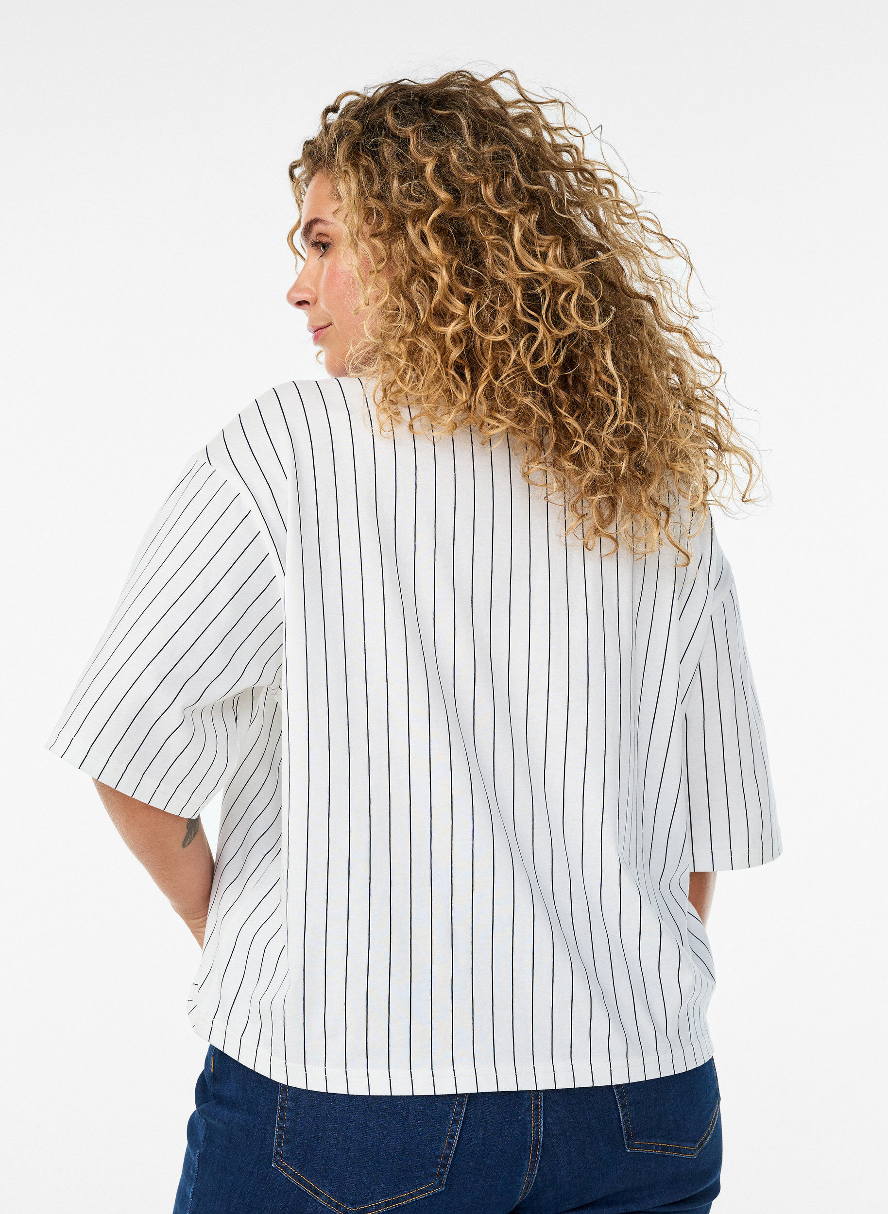 ZizzifashionBoxy T-shirt with stripes and statement print, White, Model image number 2