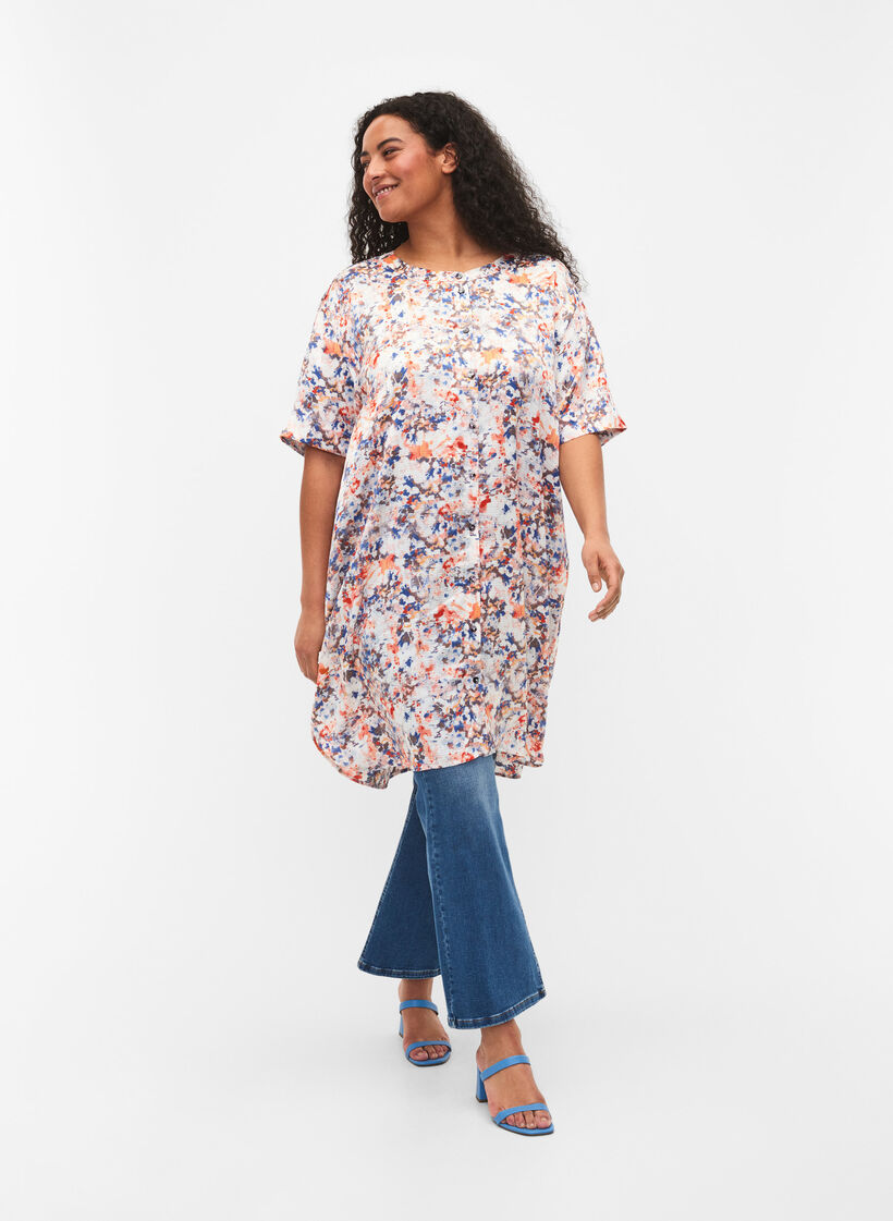 Printed shirt dress with button closure, B.White graphic AOP, Model image number 2