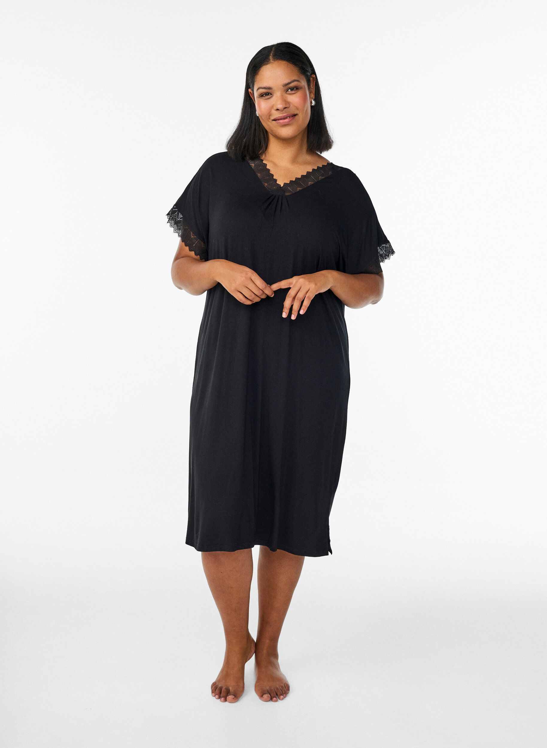 Zizzifashion Viscose nightgown with short sleeves and lace trim, Black, Model image number 1