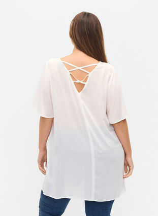 Short-sleeved viscose tunic with lace details, Off White, Model image number 1