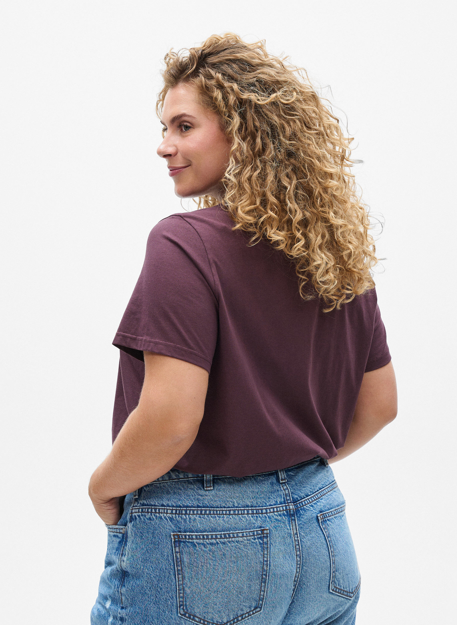 Zizzifashion Cotton T-shirt with front print, Dark Bordeaux, Model image number 2