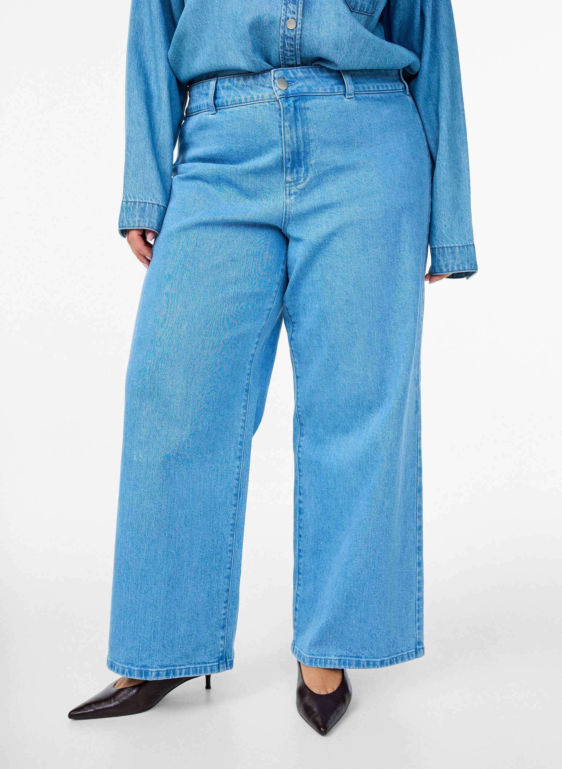 Zizzifashion High-waisted wide leg jeans, Light Blue, Model image number 2