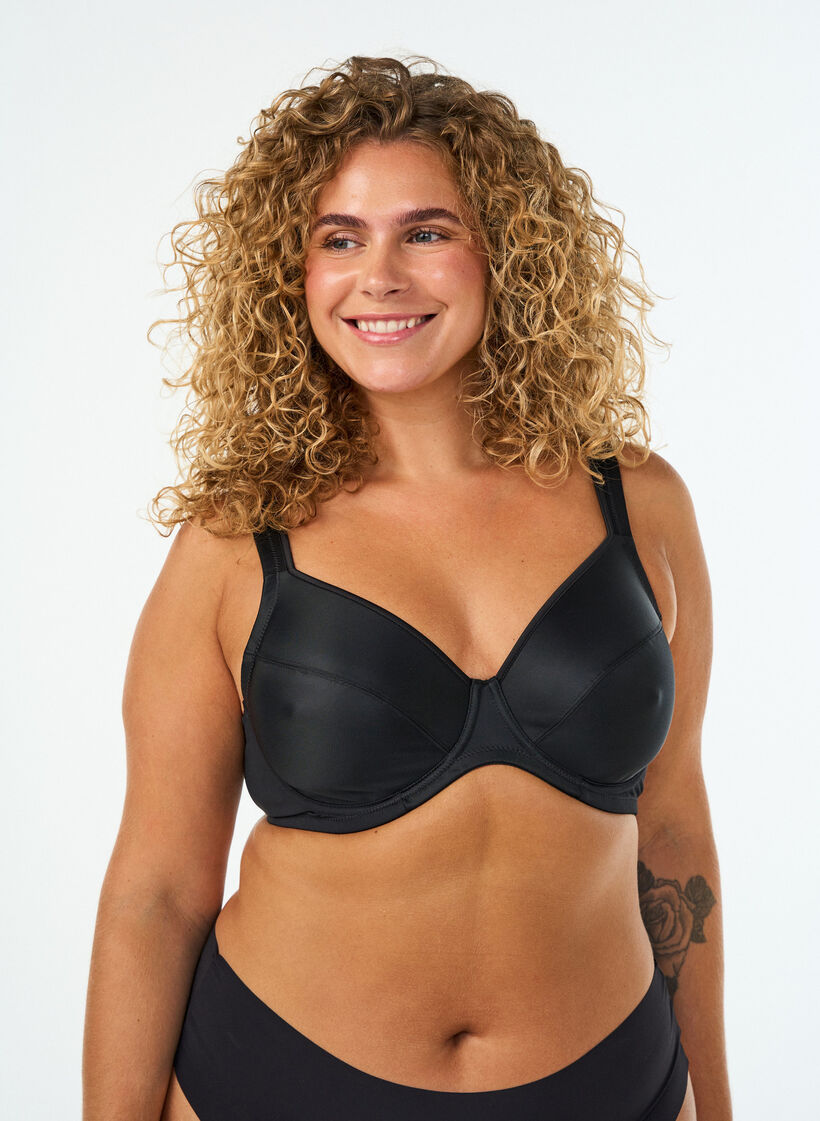 High support bra with moulded cups, Black, Model image number 0