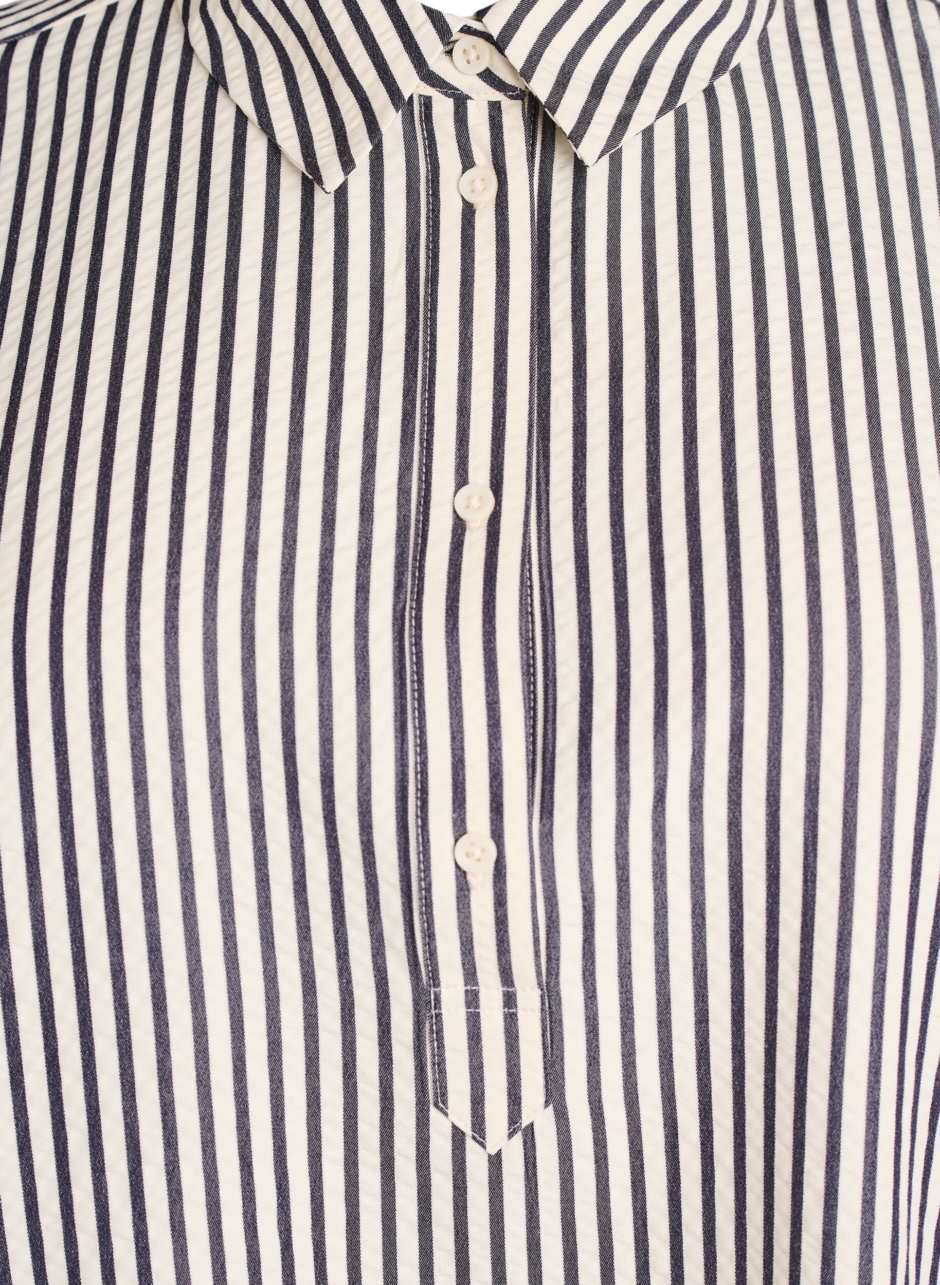 Zizzifashion Striped shirt with button detail on the back, Black, Packshot image number 2