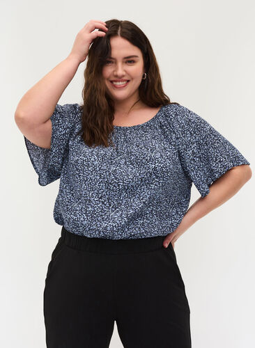 Short-sleeved blouse with floral print, Blue Flower Mix , Model image number 0