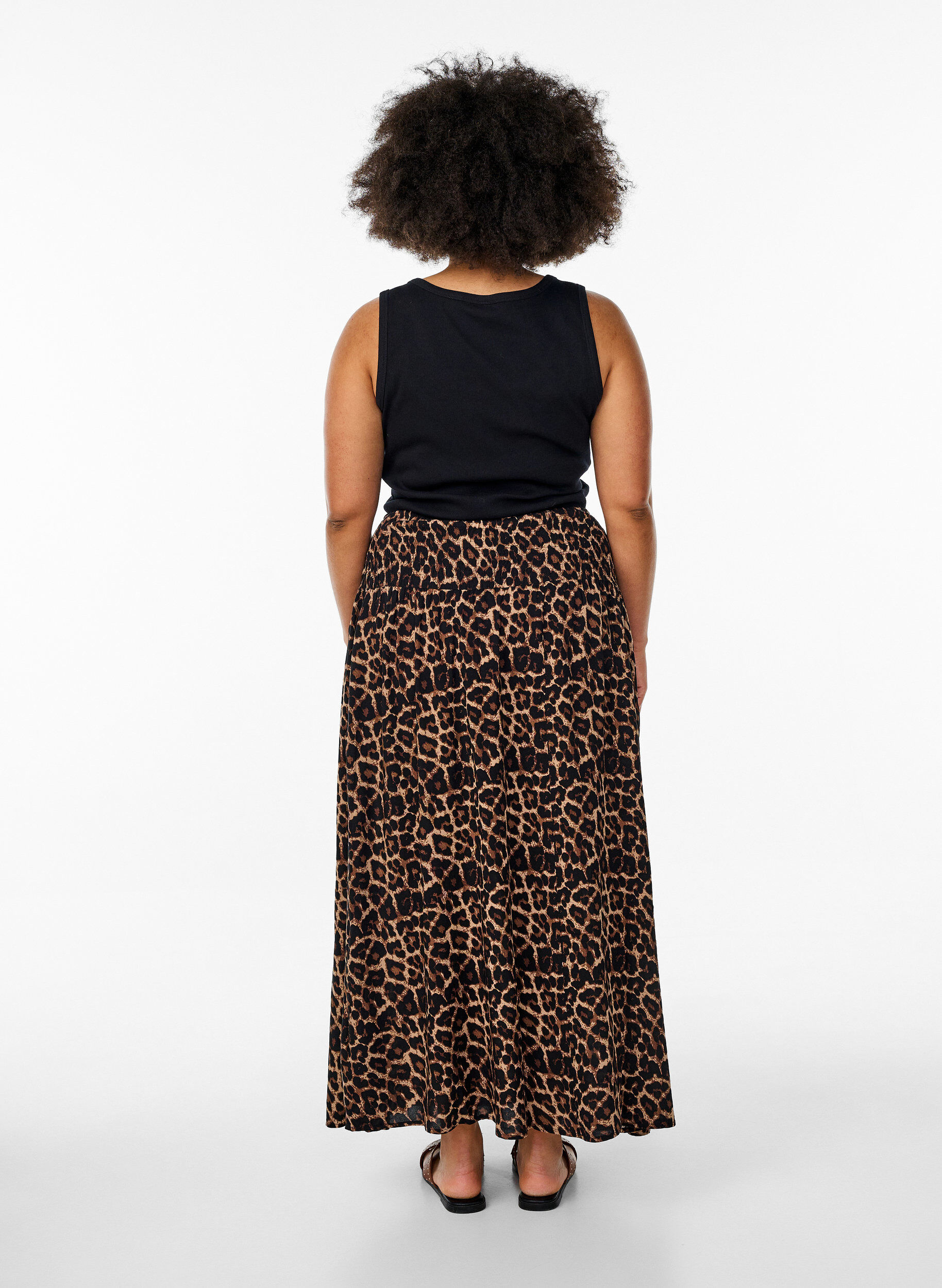 Zizzifashion Viscose maxi skirt with smocking, Brown, Model image number 1