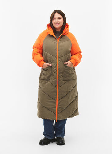 Long colorblock winter jacket with hood, Bungee Cord Comb, Model image number 3