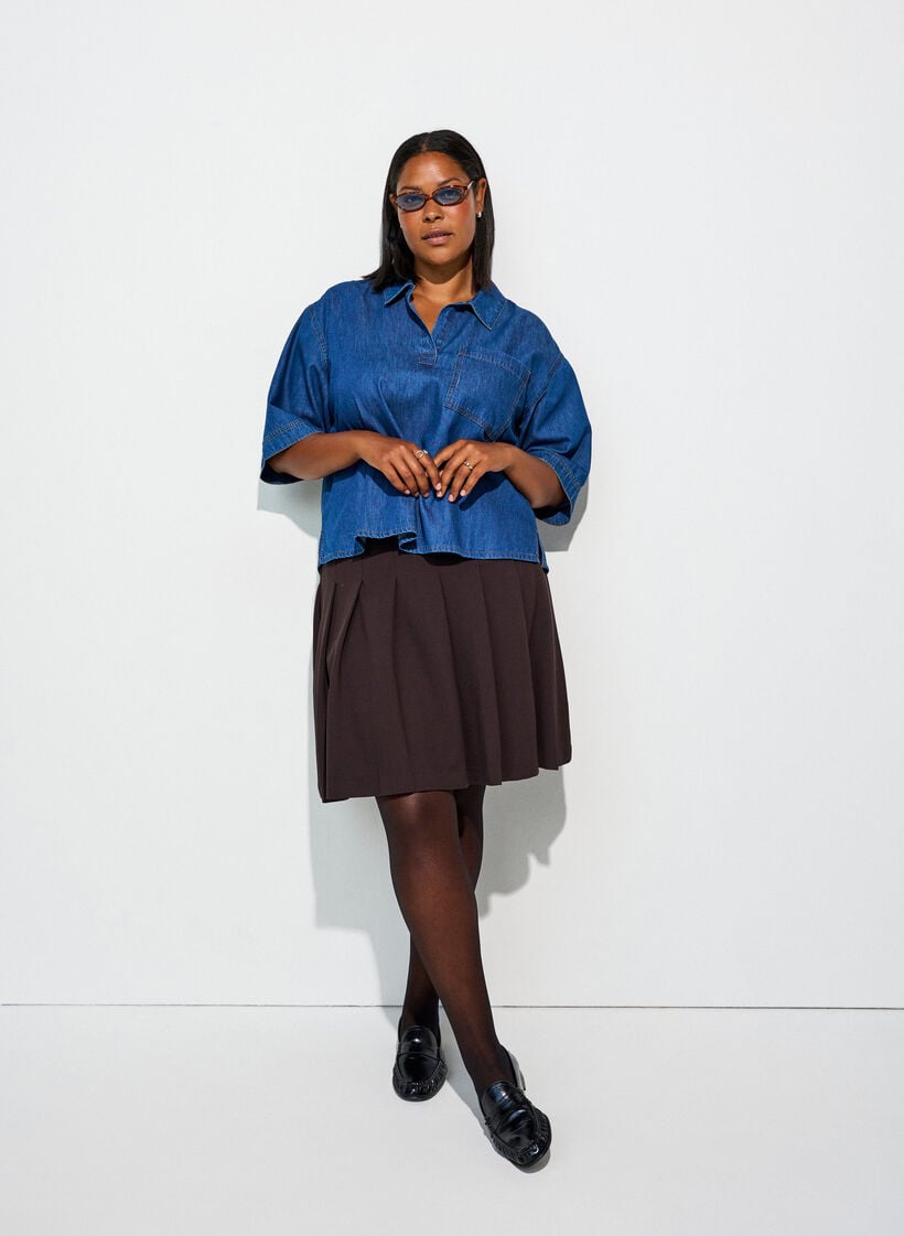 Denim blouse with a chest pocket and elbow-length sleeves, Blue, Model image number 1