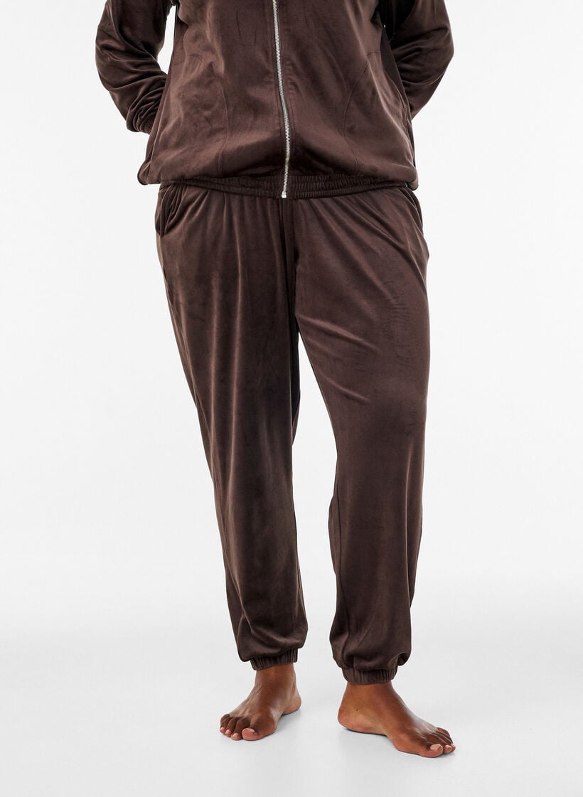 Loose velour trousers, Brown, Model image number 2
