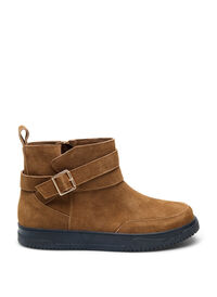 Short wide fit boot in suede