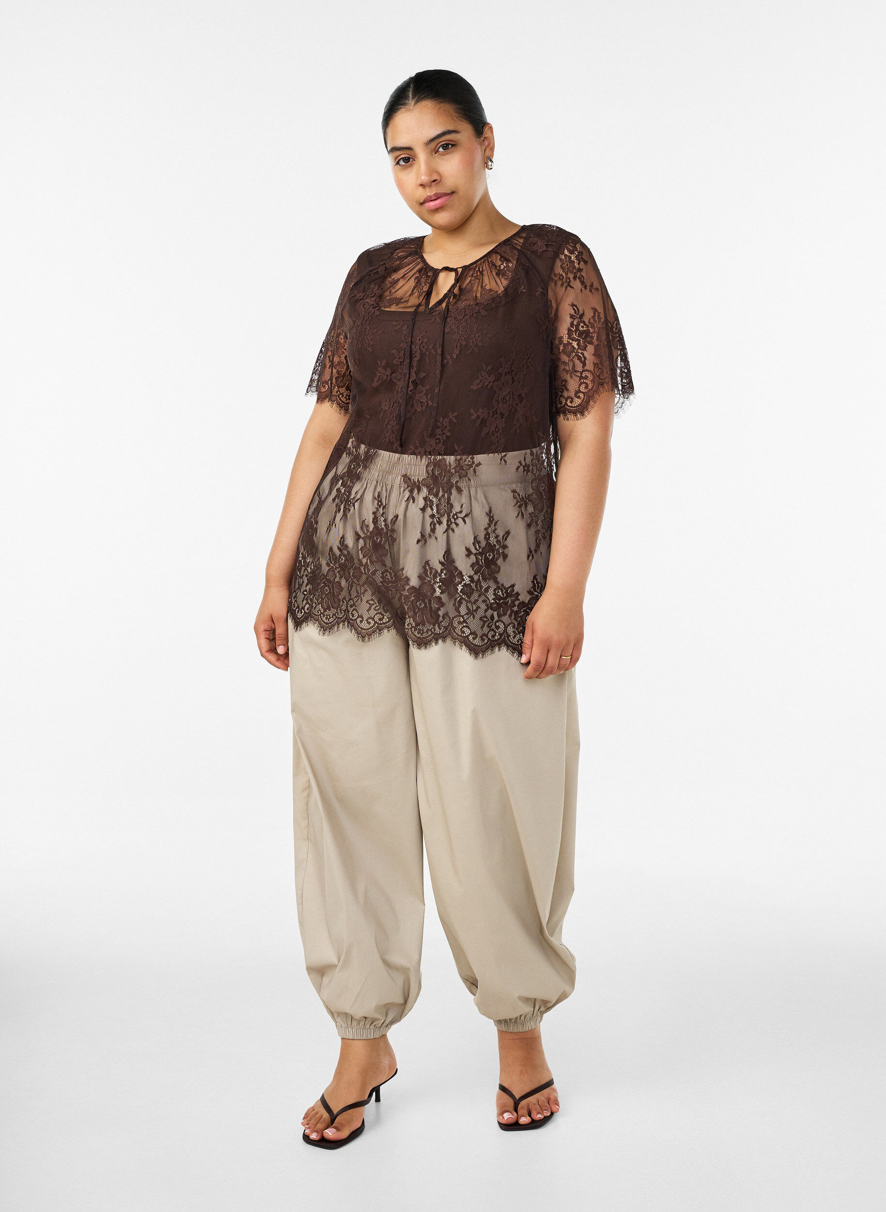 ZizzifashionShort-sleeved lace blouse with tie-fastening, Brown, Model image number 1