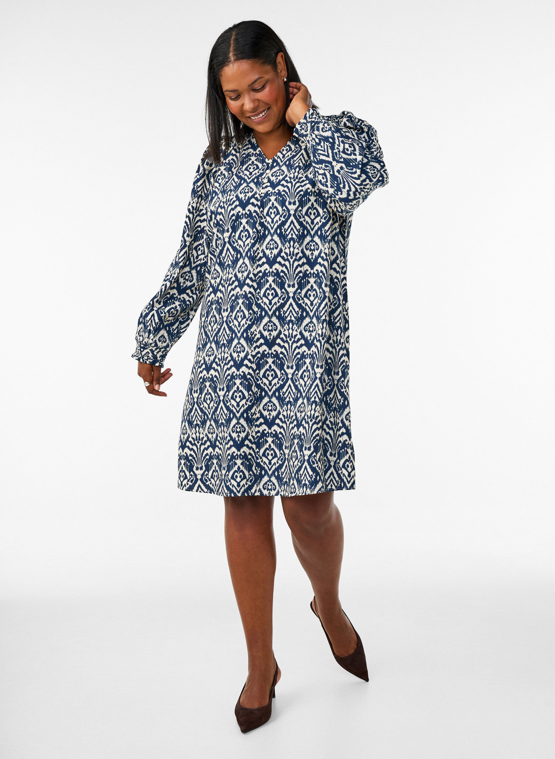 ZizzifashionPatterned viscose dress with long sleeves, Blue, Model image number 1