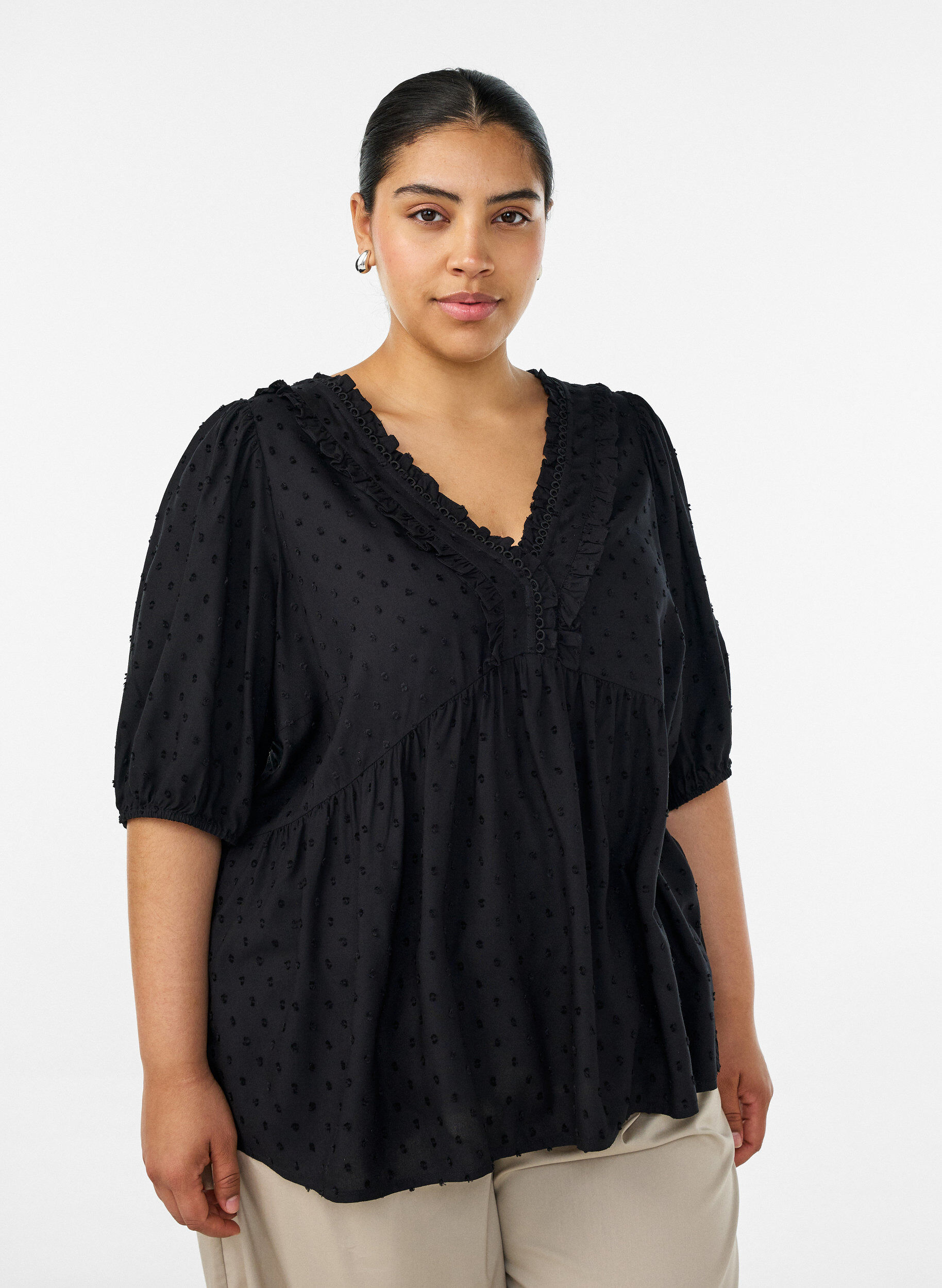 Viscose blouse with a dotted texture and V-neck, Black, Model