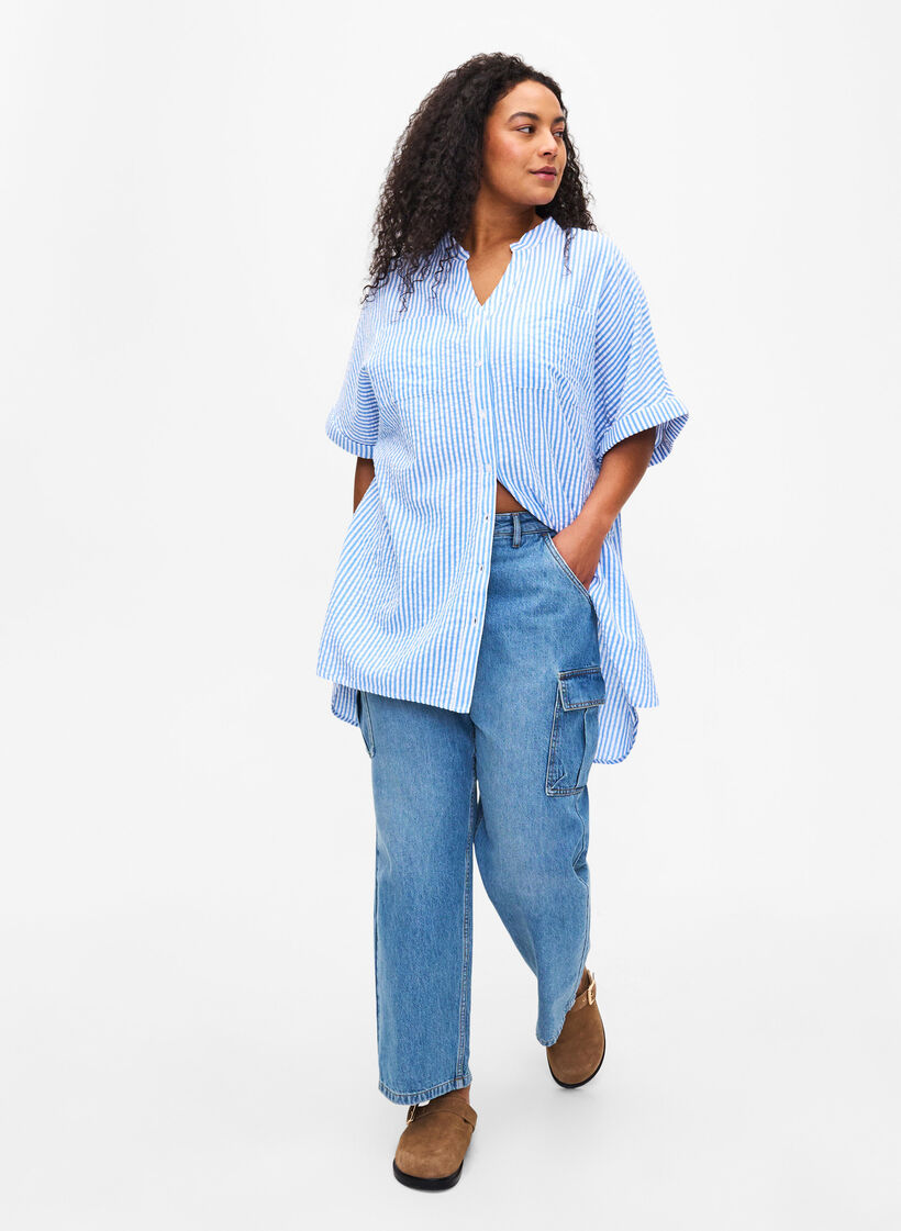 Striped shirt with chest pockets, Light Blue Stripe , Model image number 2