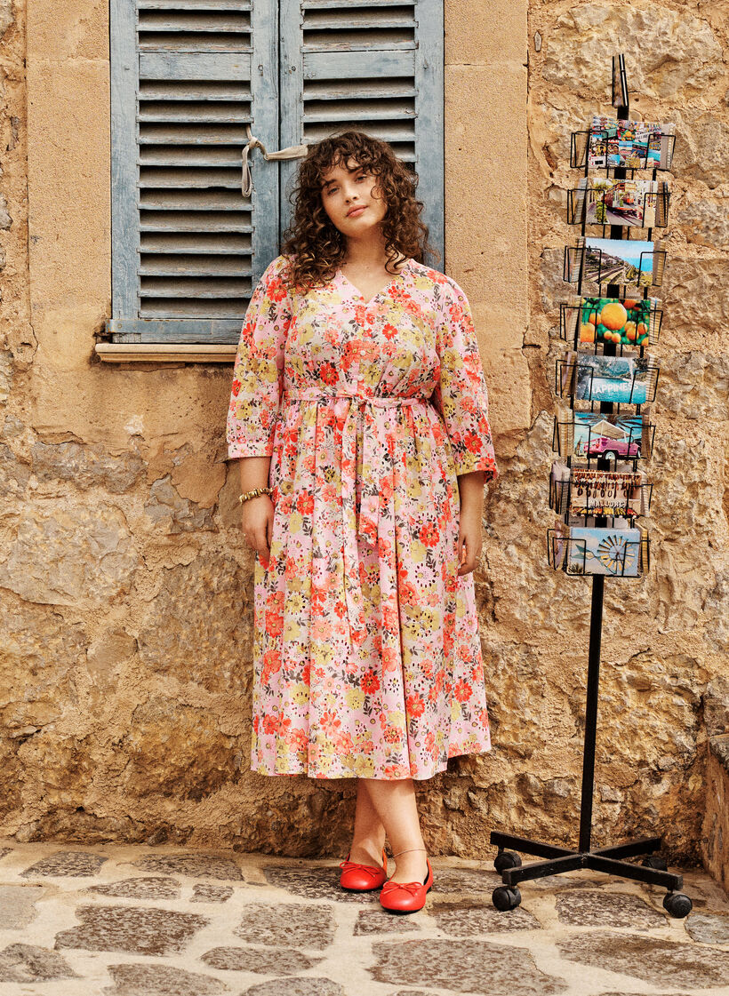 Floral midi dress with broderie anglaise and a tie-belt, Rose, Image image number 0